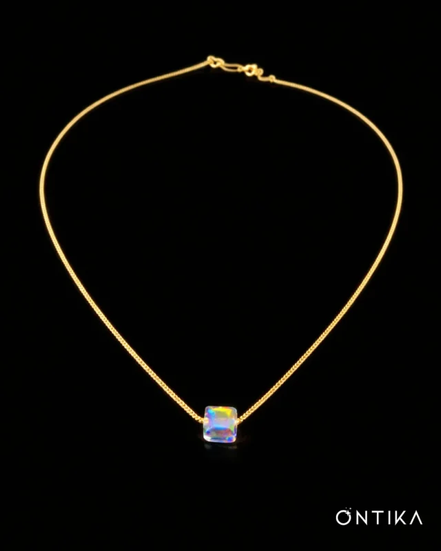 Aurora Prism Minimal Kolye