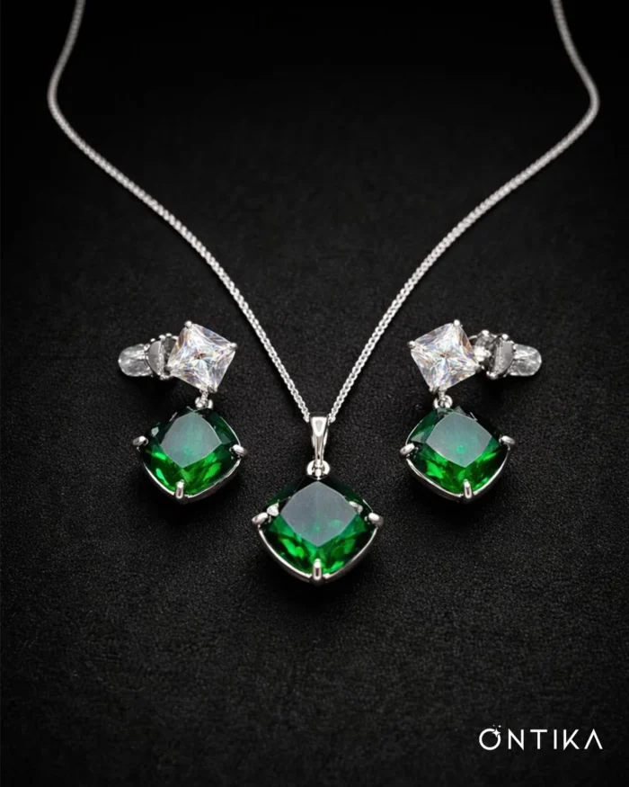 Emerald Prestige Set